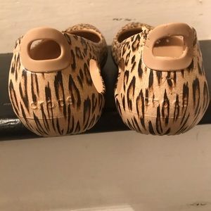 Women’s Leopard Flat Crocs